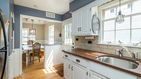1004 Glencoe St, Wheaton, IL 60187 photo 14