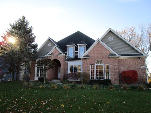 1045 Hudson Ct, Bartlett, IL 60103 photo 1