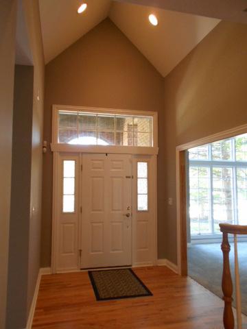 1045 Hudson Ct, Bartlett, IL 60103 photo 2