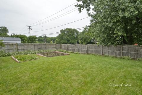 1820 Ashley Rd, Hoffman Estates, IL 60169 photo 17