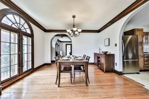 359 Bartram Rd, Riverside, IL 60546 photo 5