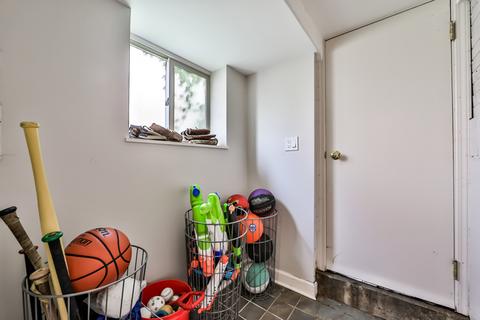 359 Bartram Rd, Riverside, IL 60546 photo 16
