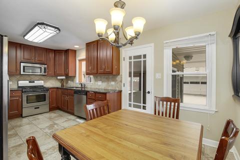 104 N Elroy Ave, Bartlett, IL 60103 photo 6