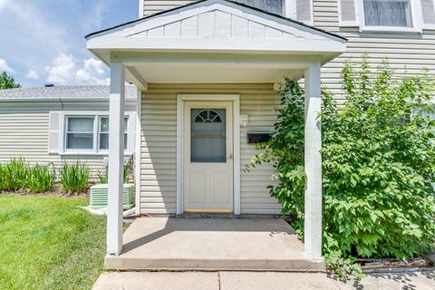 321 Donna Ct #C, Bartlett, IL 60103 photo 2