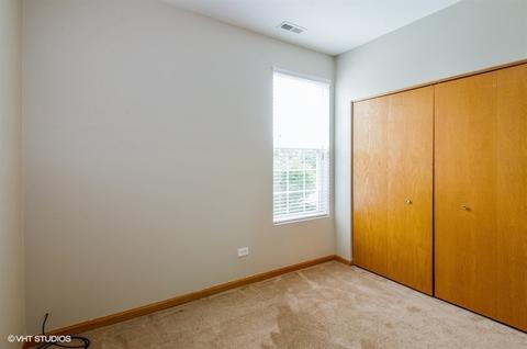 1541 Matthew Dr, Algonquin, IL 60102 photo 8