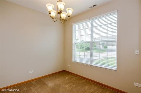 1541 Matthew Dr, Algonquin, IL 60102 photo 5