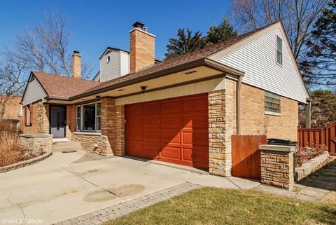 375 Uvedale Rd, Riverside, IL 60546 photo 2