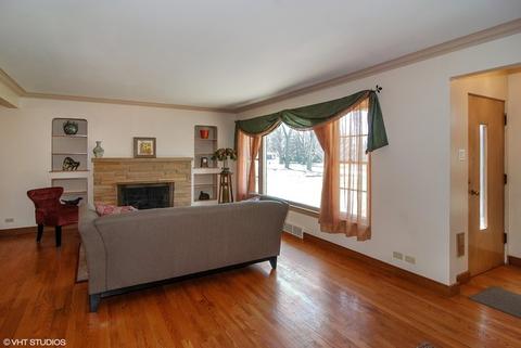 375 Uvedale Rd, Riverside, IL 60546 photo 4