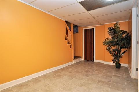 566 E 104th Pl, Chicago, IL 60628 photo 19