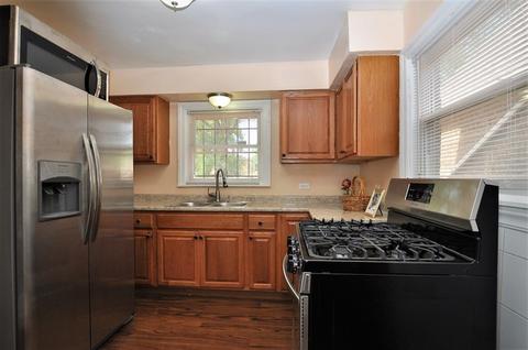 566 E 104th Pl, Chicago, IL 60628 photo 13