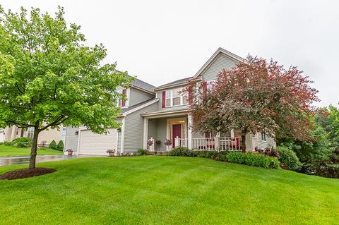 796 Red Barn Ln, Elgin, IL 60124 photo 2