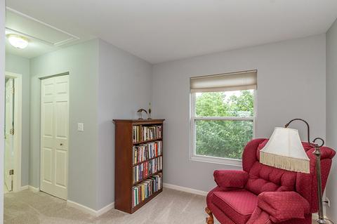 796 Red Barn Ln, Elgin, IL 60124 photo 27