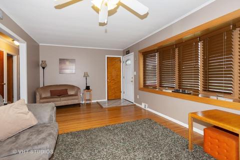 111 E 6th St, Lockport, IL 60441 photo 3