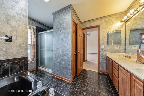 5269 Elliott Dr, Hoffman Estates, IL 60192 photo 11