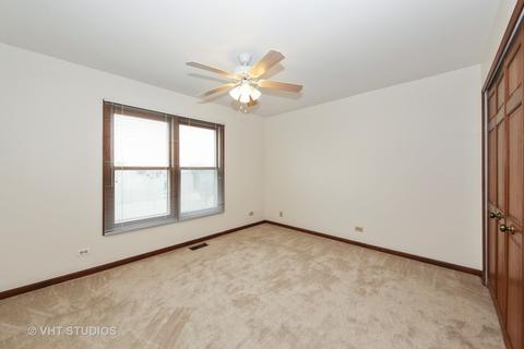5269 Elliott Dr, Hoffman Estates, IL 60192 photo 15
