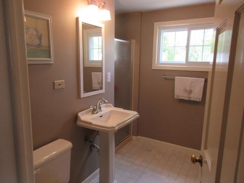 110 N Pine St, Mount Prospect, IL 60056 photo 12