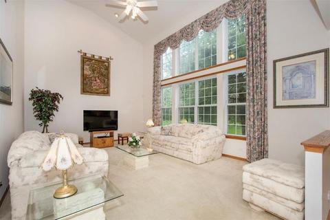 1529 Old Forge Rd, Bartlett, IL 60103 photo 4