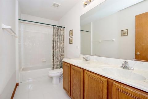 1529 Old Forge Rd, Bartlett, IL 60103 photo 33