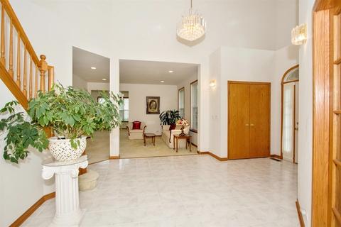 1529 Old Forge Rd, Bartlett, IL 60103 photo 10