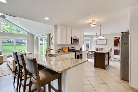 2880 Weld Rd, Elgin, IL 60124 photo 13