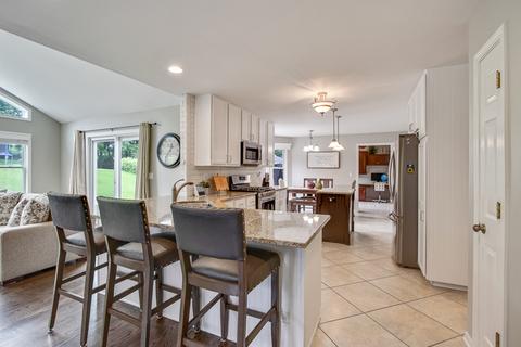 2880 Weld Rd, Elgin, IL 60124 photo 14