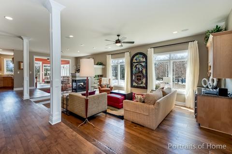 63 Landon Cir, Wheaton, IL 60189 photo 8