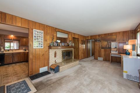 1817 Sunset Ave, Mchenry, IL 60050 photo 5