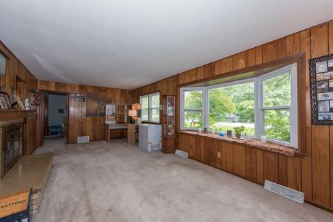 1817 Sunset Ave, Mchenry, IL 60050 photo 4