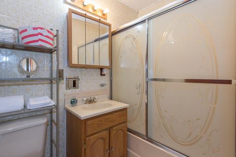 1817 Sunset Ave, Mchenry, IL 60050 photo 17