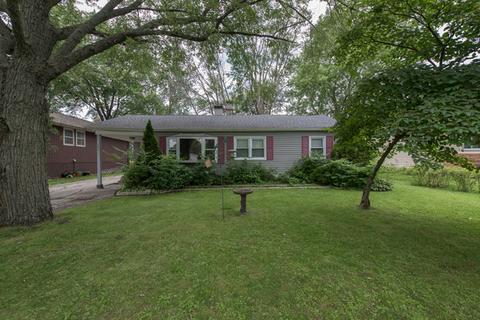 1817 Sunset Ave, Mchenry, IL 60050 photo 2