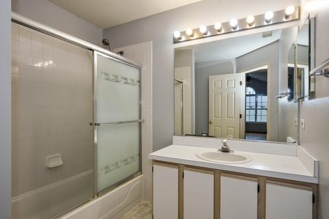 5453 Mayflower Ct, Rolling Meadows, IL 60008 photo 8