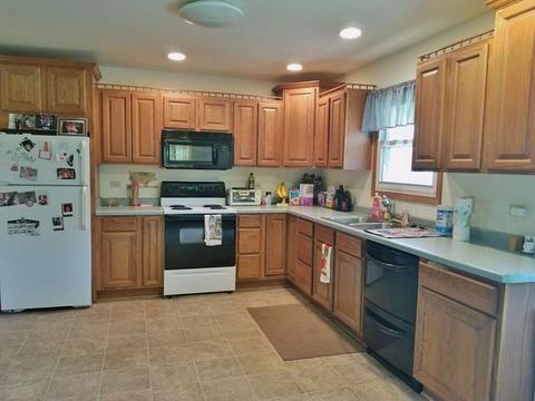 2909 Killarney Dr, Cary, IL 60013 photo 4
