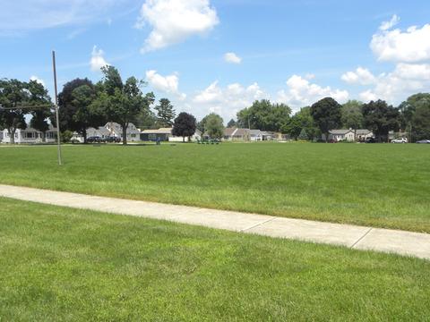1259 Carr St, Elgin, IL 60123 photo 22