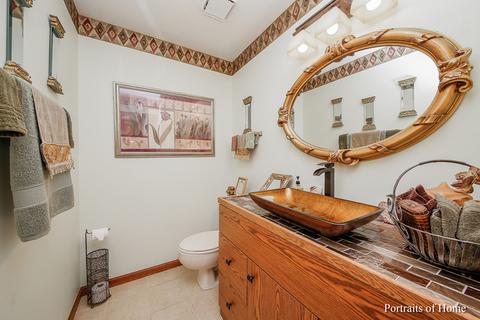 855 Brewster Ln, Bartlett, IL 60103 photo 21