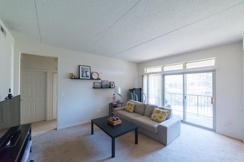 660 Prestwick Ln #207, Wheeling, IL 60090 photo 4