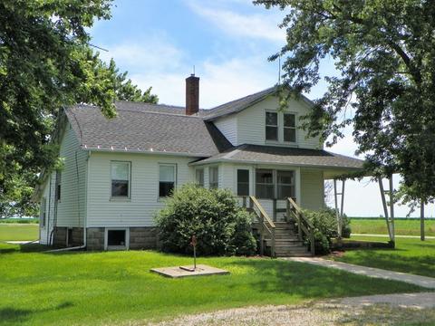 1360 W Scully Rd, Dwight, IL 60420 photo 1