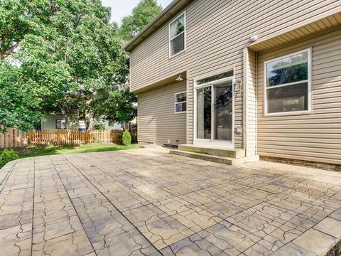 590 Donna Ave, Aurora, IL 60505 photo 4