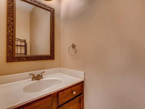 590 Donna Ave, Aurora, IL 60505 photo 15
