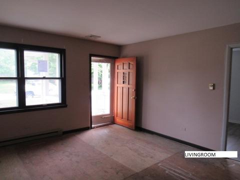 212 E Wilson St, Peotone, IL 60468 photo 6