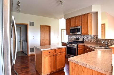 3035 Creekside Dr, Plainfield, IL 60586 photo 8