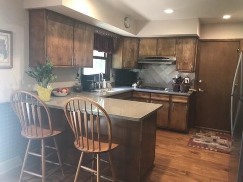 1230 Crestview Dr, Elgin, IL 60123 photo 9