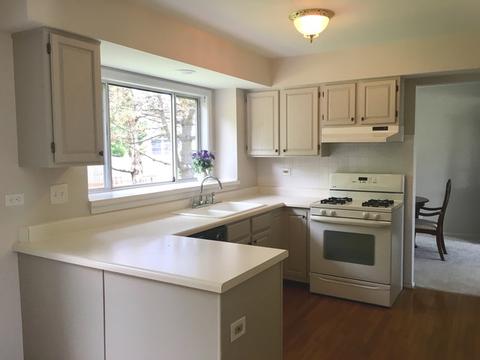 44 Hampton St, Cary, IL 60013 photo 8