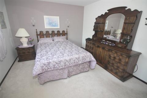 545 W Eggerding Dr, Addison, IL 60101 photo 14