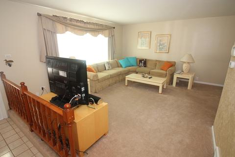 545 W Eggerding Dr, Addison, IL 60101 photo 6