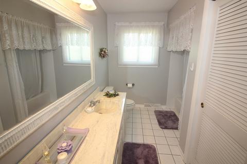 545 W Eggerding Dr, Addison, IL 60101 photo 15