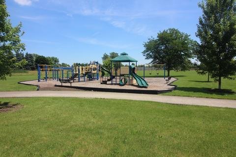 545 W Eggerding Dr, Addison, IL 60101 photo 34