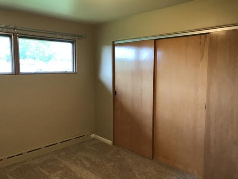 719 16th St, Peru, IL 61354 photo 6