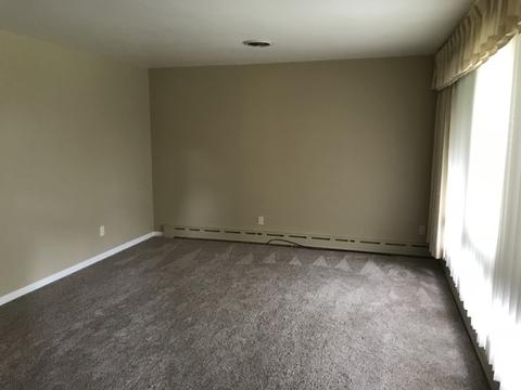 719 16th St, Peru, IL 61354 photo 3
