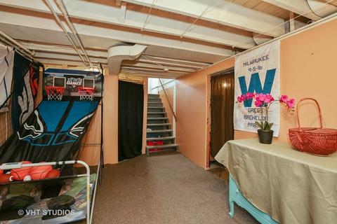 1073 Van St, Elgin, IL 60123 photo 15