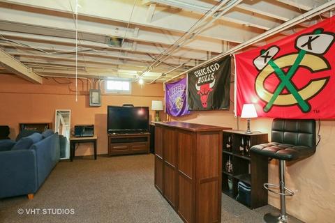 1073 Van St, Elgin, IL 60123 photo 14